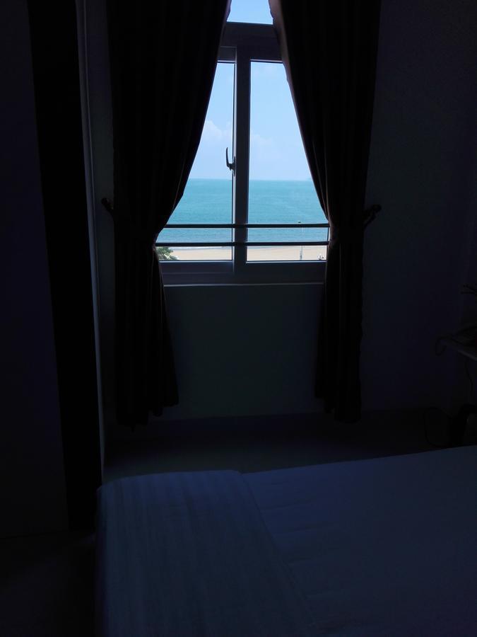 Wow Hotel Куинён Экстерьер фото